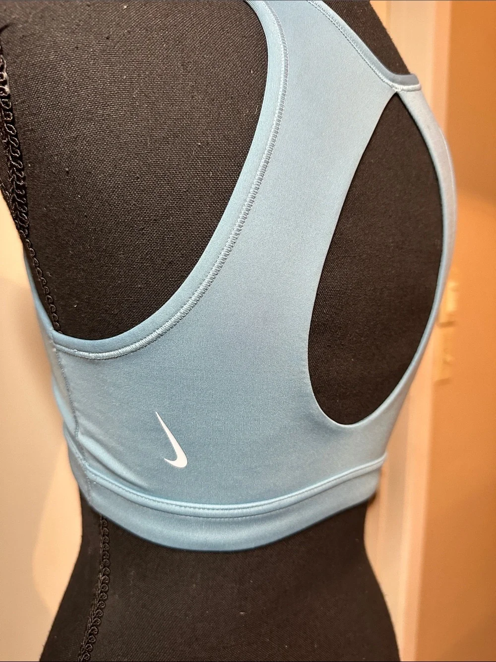 Nike Dri-FIT Blue Keyhole Cutout Back Sports Bra Size Small
